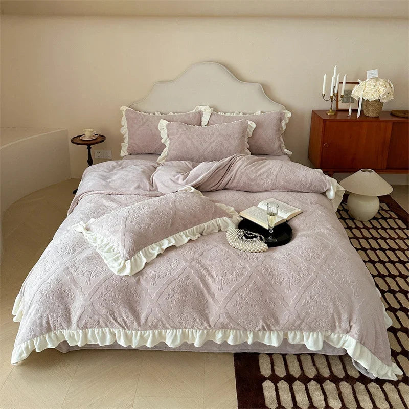 Bedding Set Jacquard Damask Ruffle Trim 4-Piece