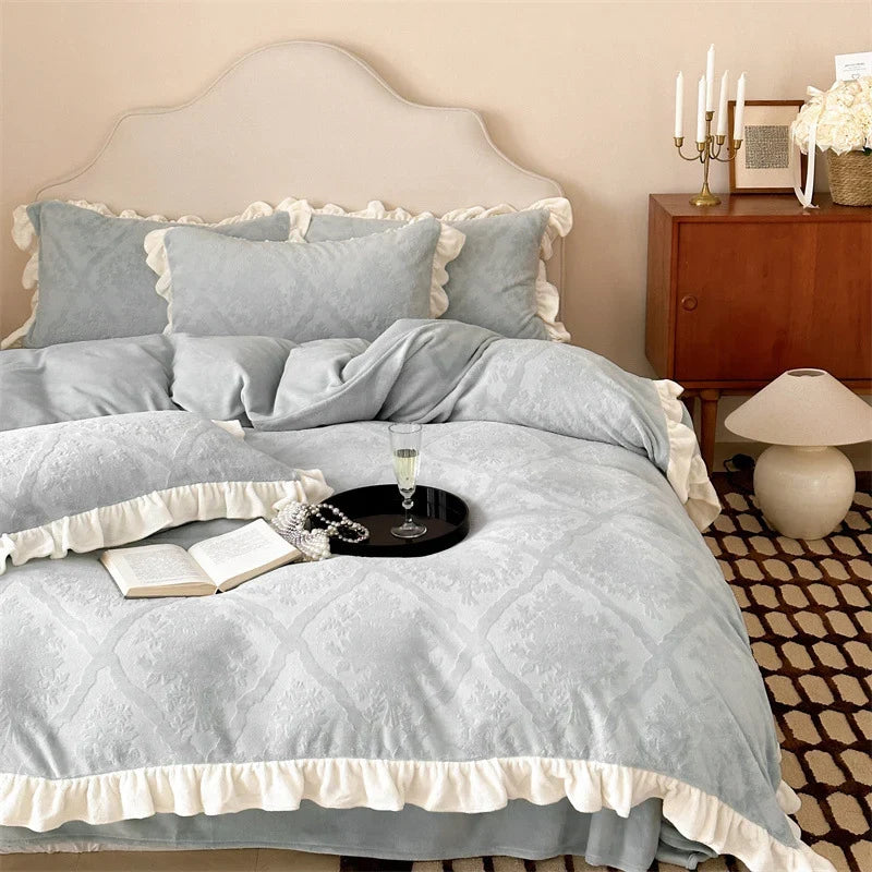 Bedding Set Jacquard Damask Ruffle Trim 4-Piece