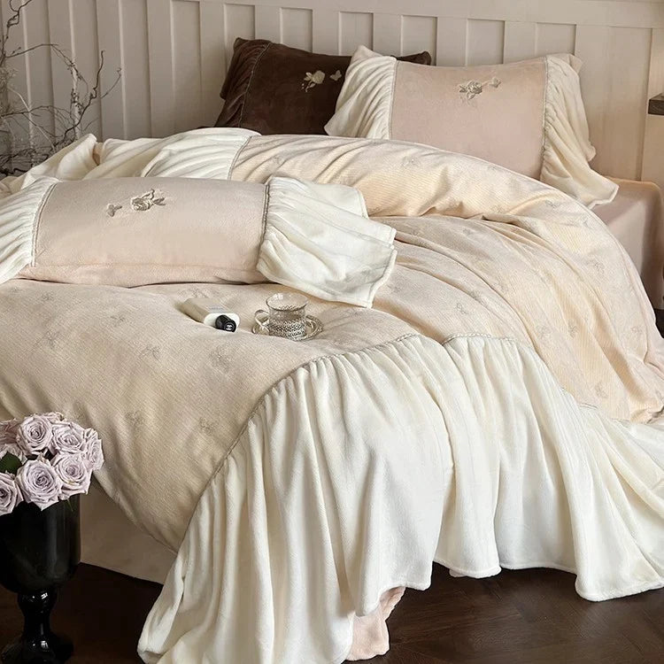 Bedding Set Microfiber Velvet Butterfly Embroidery 4-Piece