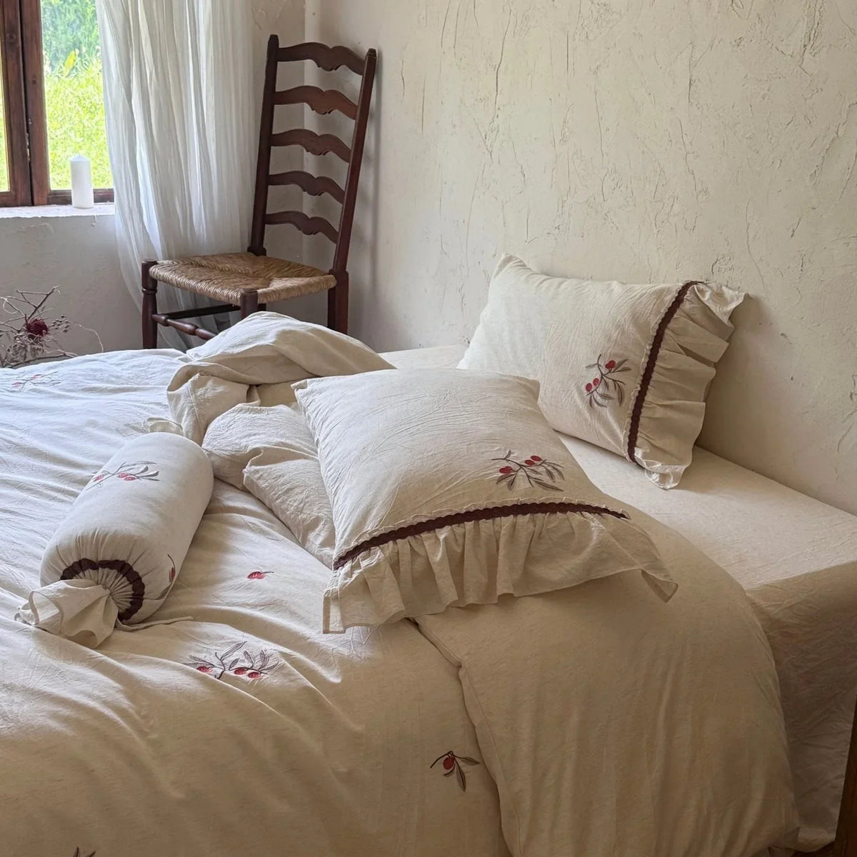 Bedding Set Natural Linen Cherry Embroidery Ruffled Edge