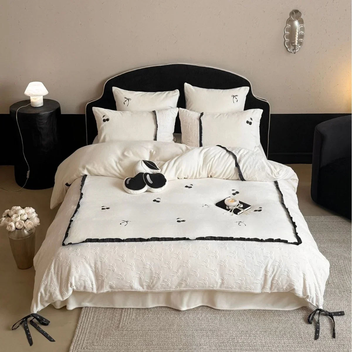 Bedding Set Reversible Cotton Satin Embroidered