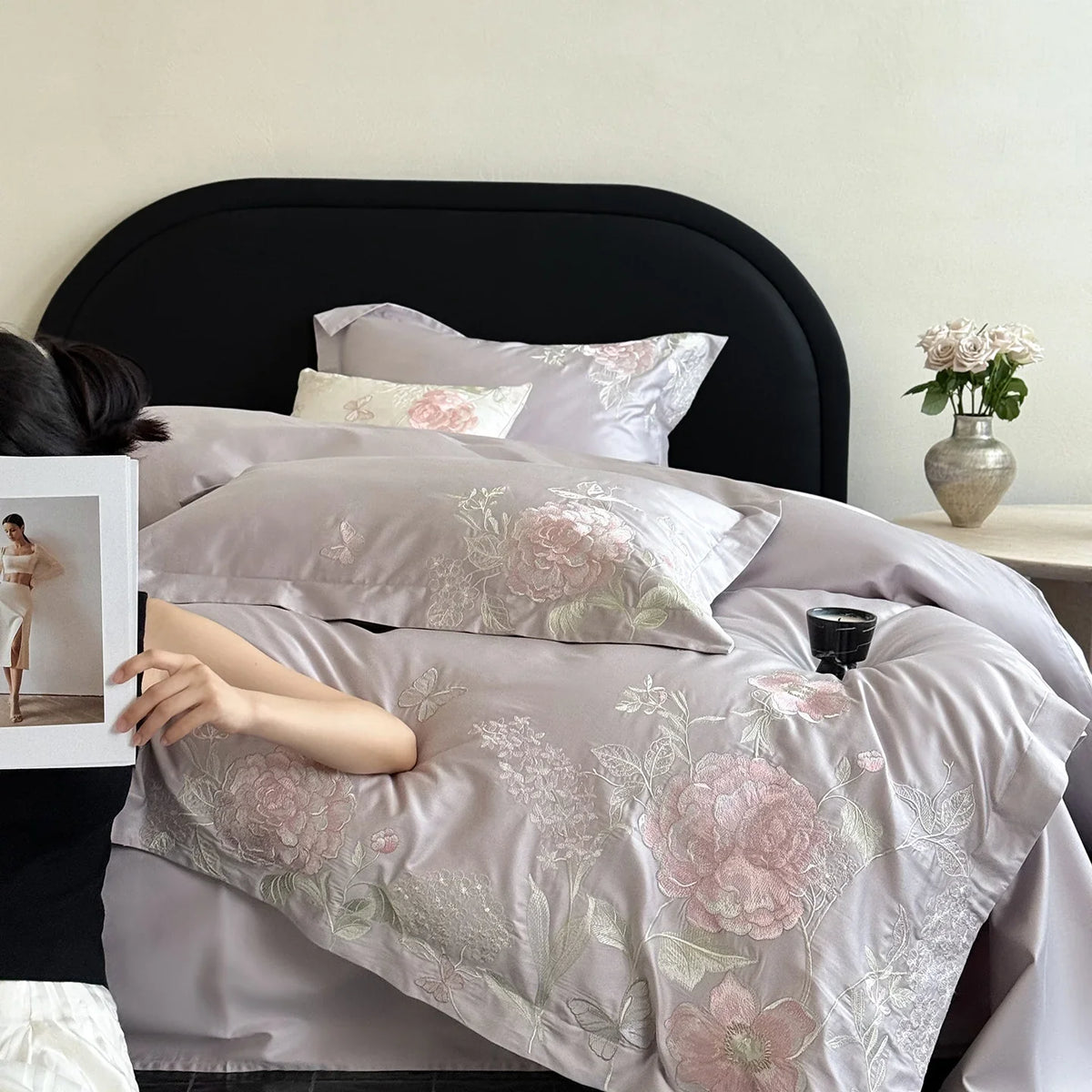 Bedding Set Satin Silk-Soft Floral Embroidery 4-Piece