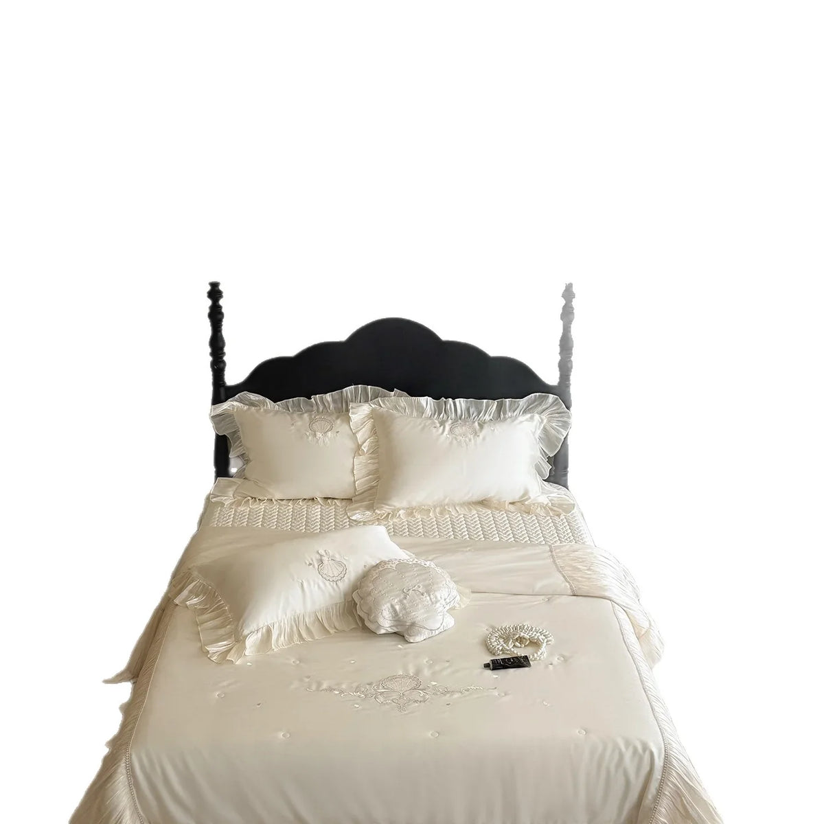 Bedding Set Silky Satin Floral Embroidered Quilted 4-Piece