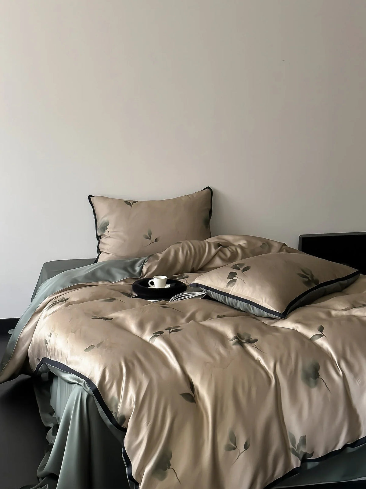Bedding Set Silky Satin Floral Hidden Zippers