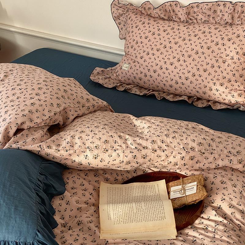 Bedding Set Soft & Breathable Cotton Floral Ruffle Concealed Zipper