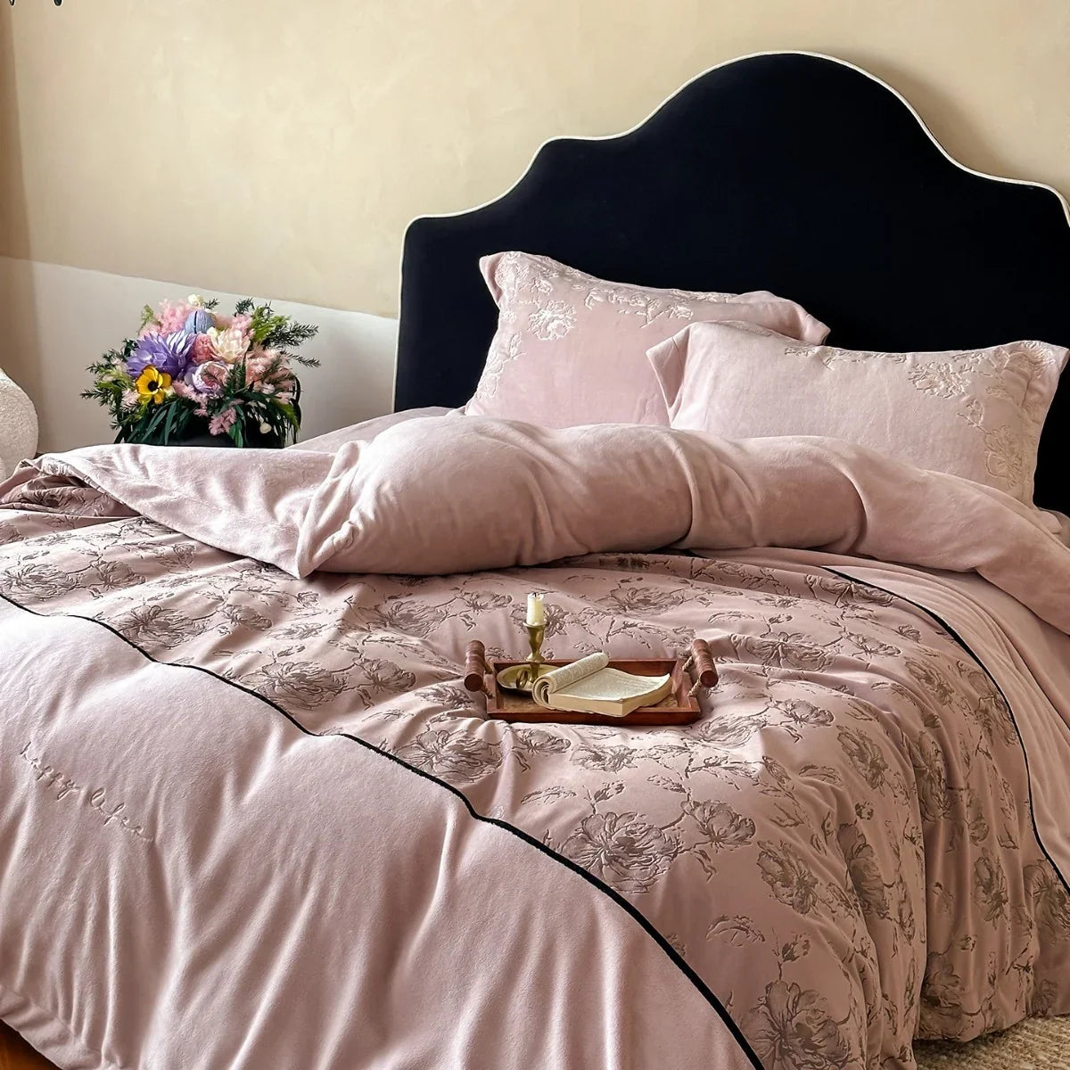 Bedding Set Velvet Floral Embroidery 4 Piece