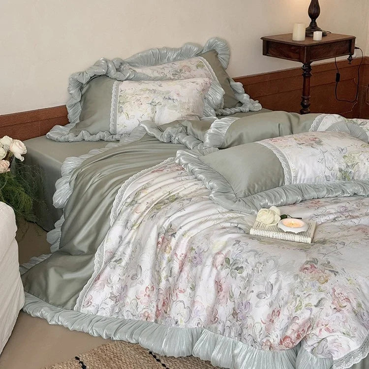 Bedding Set Watercolor Floral Reversible Lace Trim