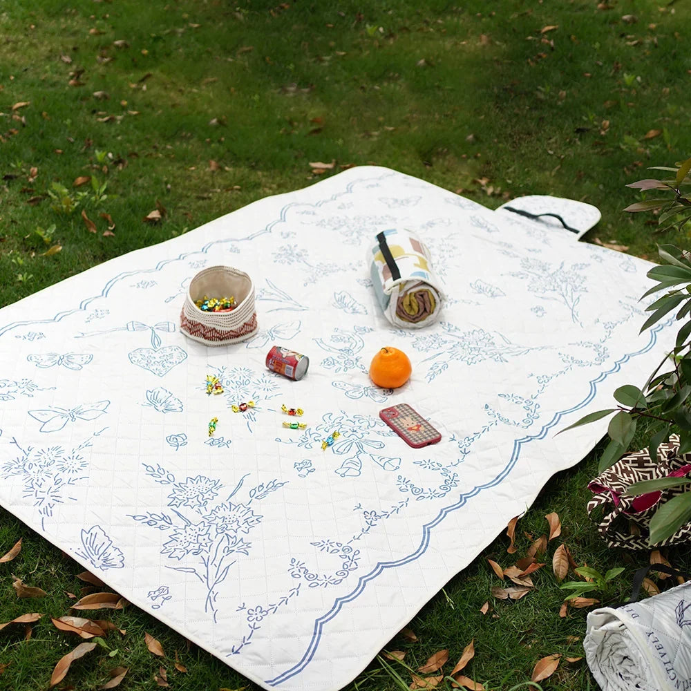 Bedspread Diamond Quilted Floral Appliqué Machine Washable