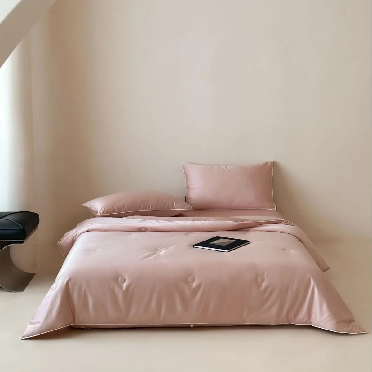 Bedspread Set Quilted Satin Piping & Buttons
