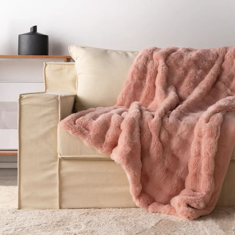 Blanket Double-Layer Faux Fur Machine-Washable Year-Round Comfort