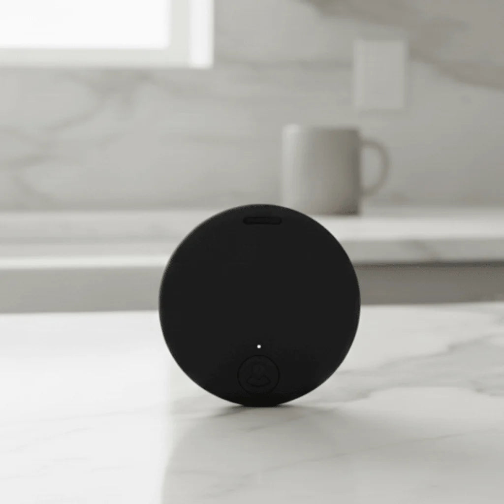Bluetooth Tracker Magnetic Attachment Real-Time Alerts