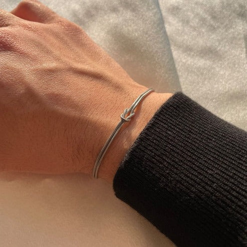 Bracelet Love Knot Adjustable Slide Closure Lightweight