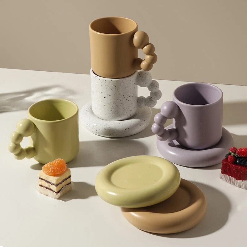 Coffee Mug Ceramic Berry-Shaped Handle with Matching Tray