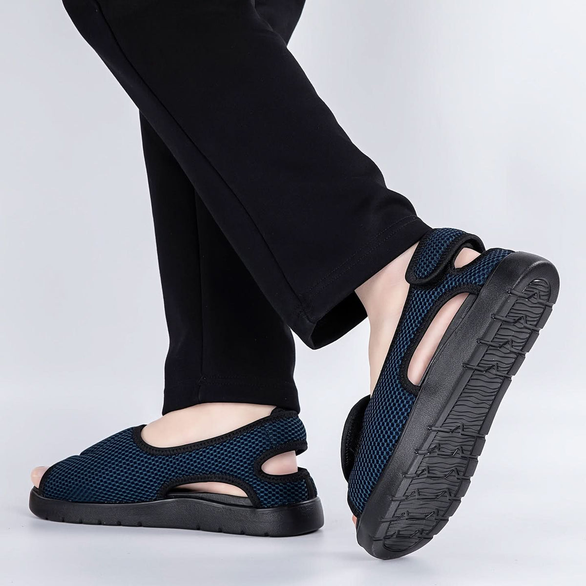 Comfort Shoes Extra-Wide Fit Breathable Lightweight Design