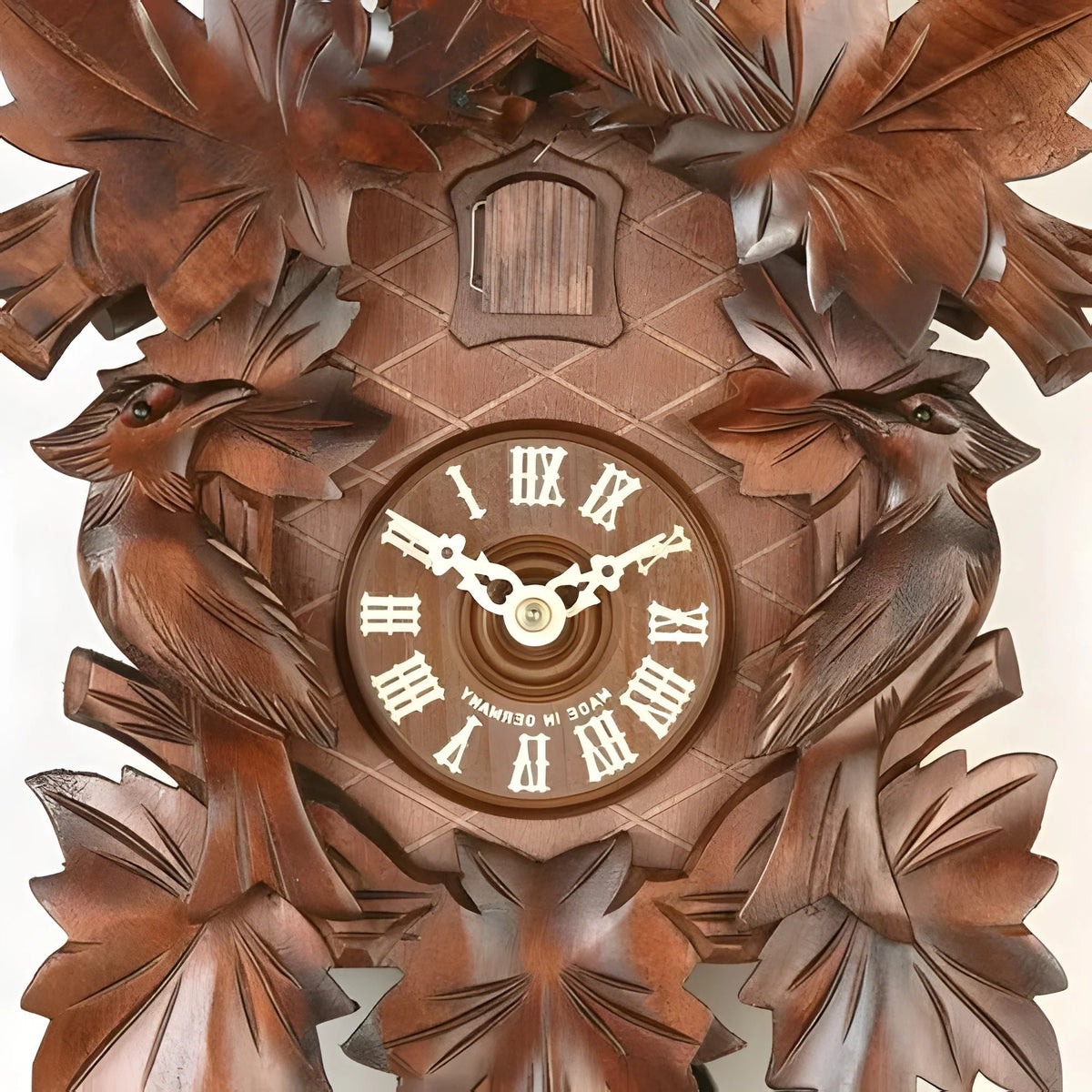 Cuckoo Clock Hand-Carved Battery-Operated Swinging Pendulum