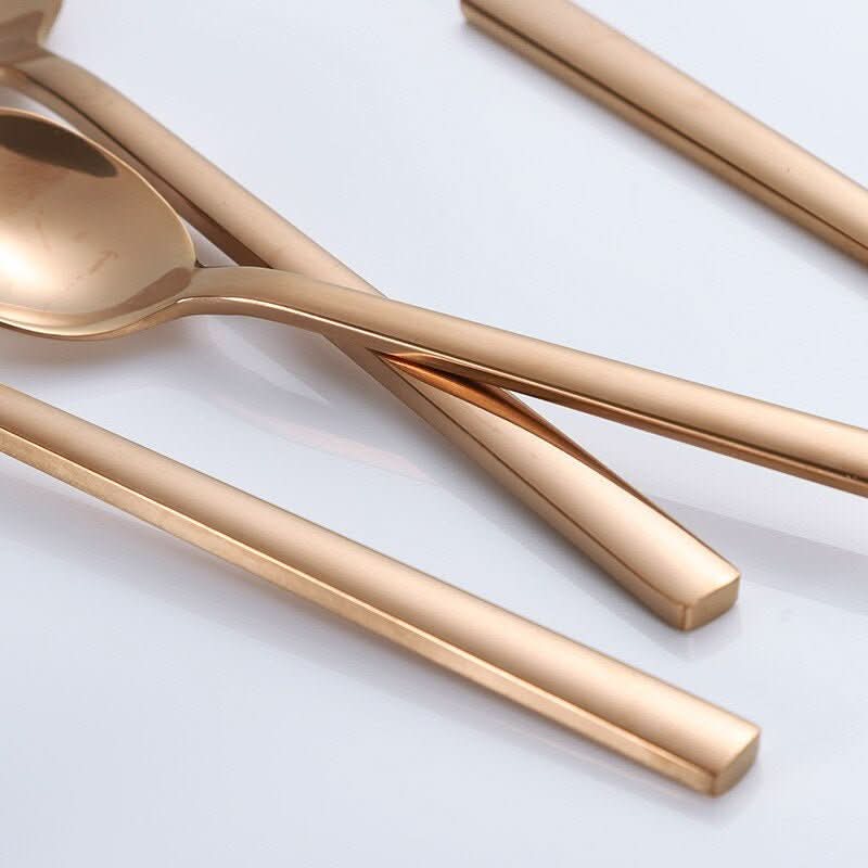Cutlery Set 18/10 Stainless Steel Dishwasher-Safe 30-Piece