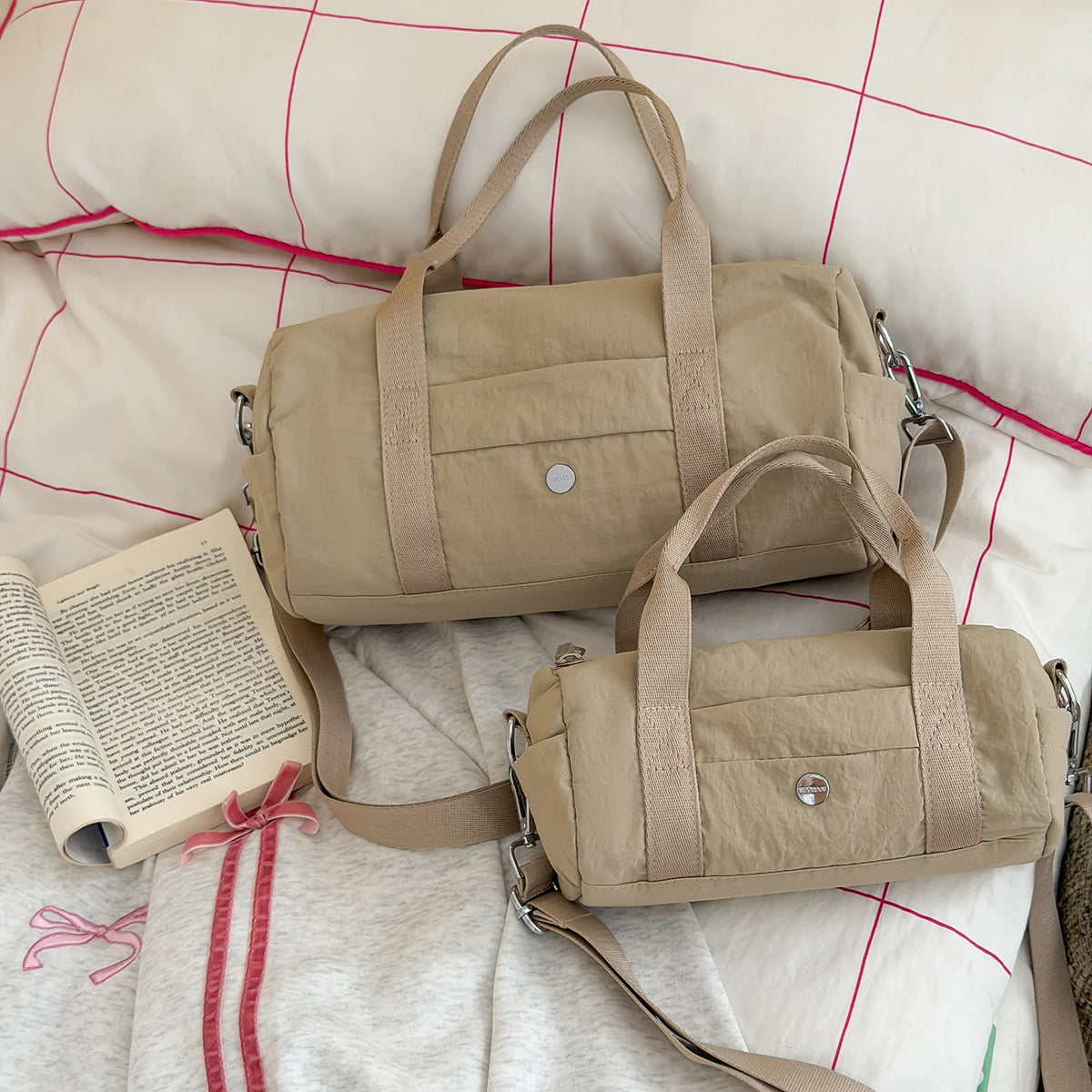 Duffel Bag Lightweight Spacious Adjustable Shoulder Strap