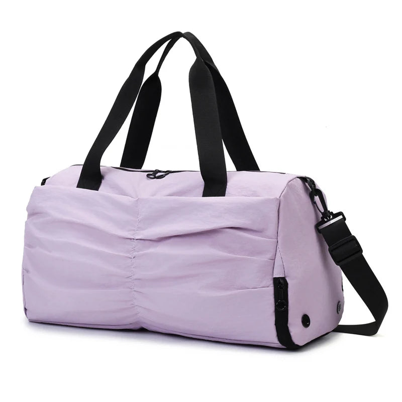 Duffel Bag Tear-Resistant Fabric Spacious Interior & Multiple Pockets