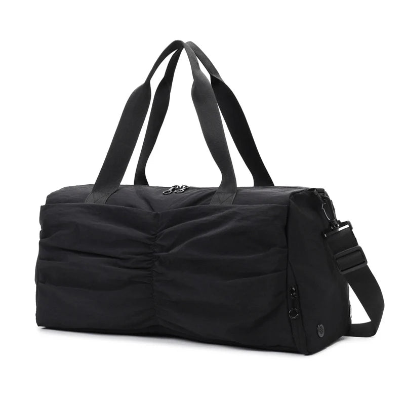 Duffel Bag Tear-Resistant Fabric Spacious Interior & Multiple Pockets