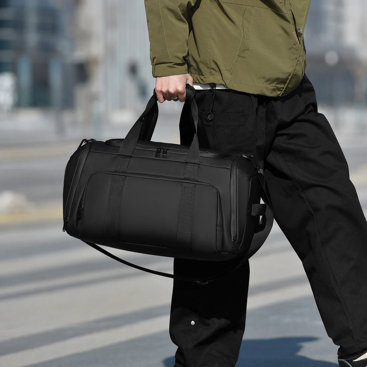 Duffel Bag Waterproof Multiple Pockets & Padded Shoulder Strap