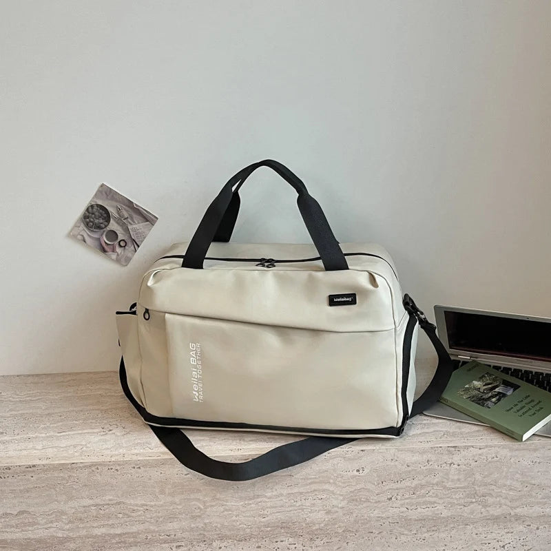 Duffle Bag Large Capacity Multiple Pockets Water-Resistant