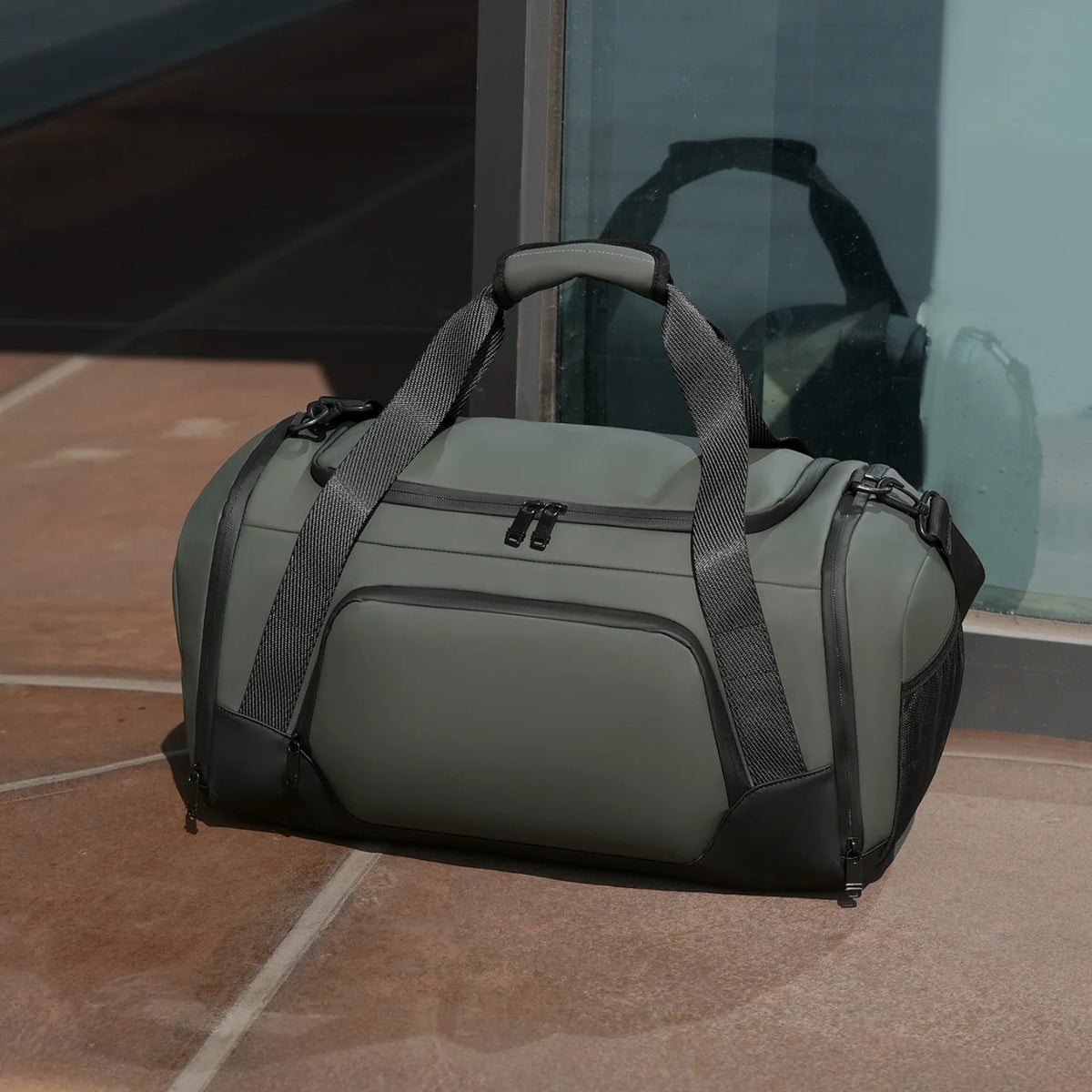 Duffle Bag Water-Resistant Large Capacity & Multiple Pockets