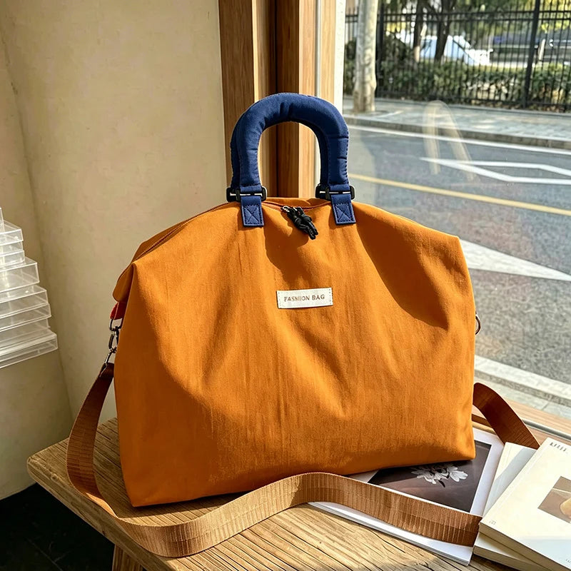 Duffle Bag Weather-Resistant Fabric Large Capacity & Multiple Compartments