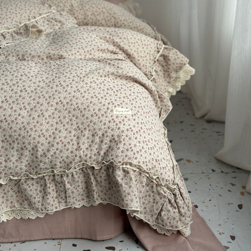 Duvet Cover & Pillowcase Set Cotton Cambric Ruffled Lace