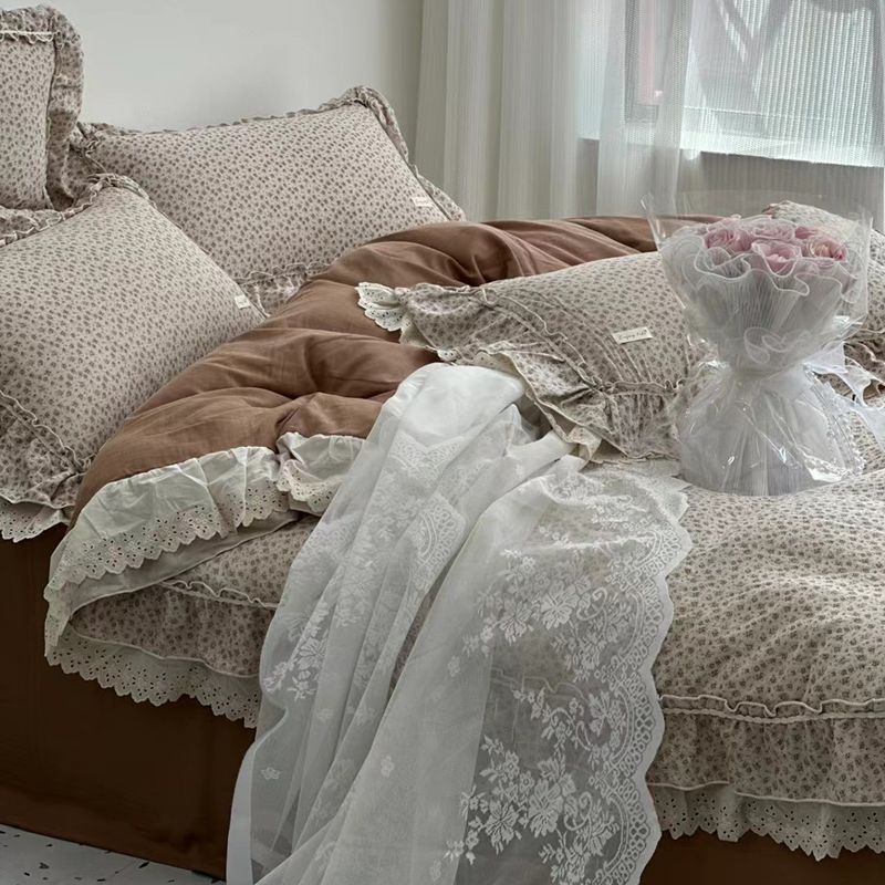 Duvet Cover & Pillowcase Set Cotton Cambric Ruffled Lace