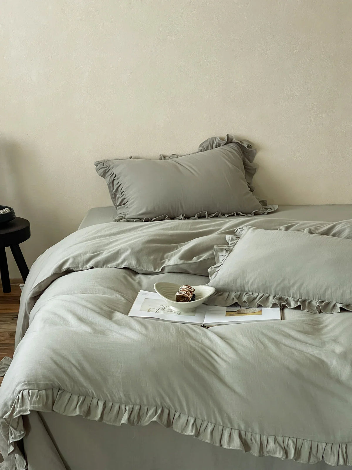 Duvet Cover & Pillowcase Set Cotton-Linen Breathable Ruffled Edge