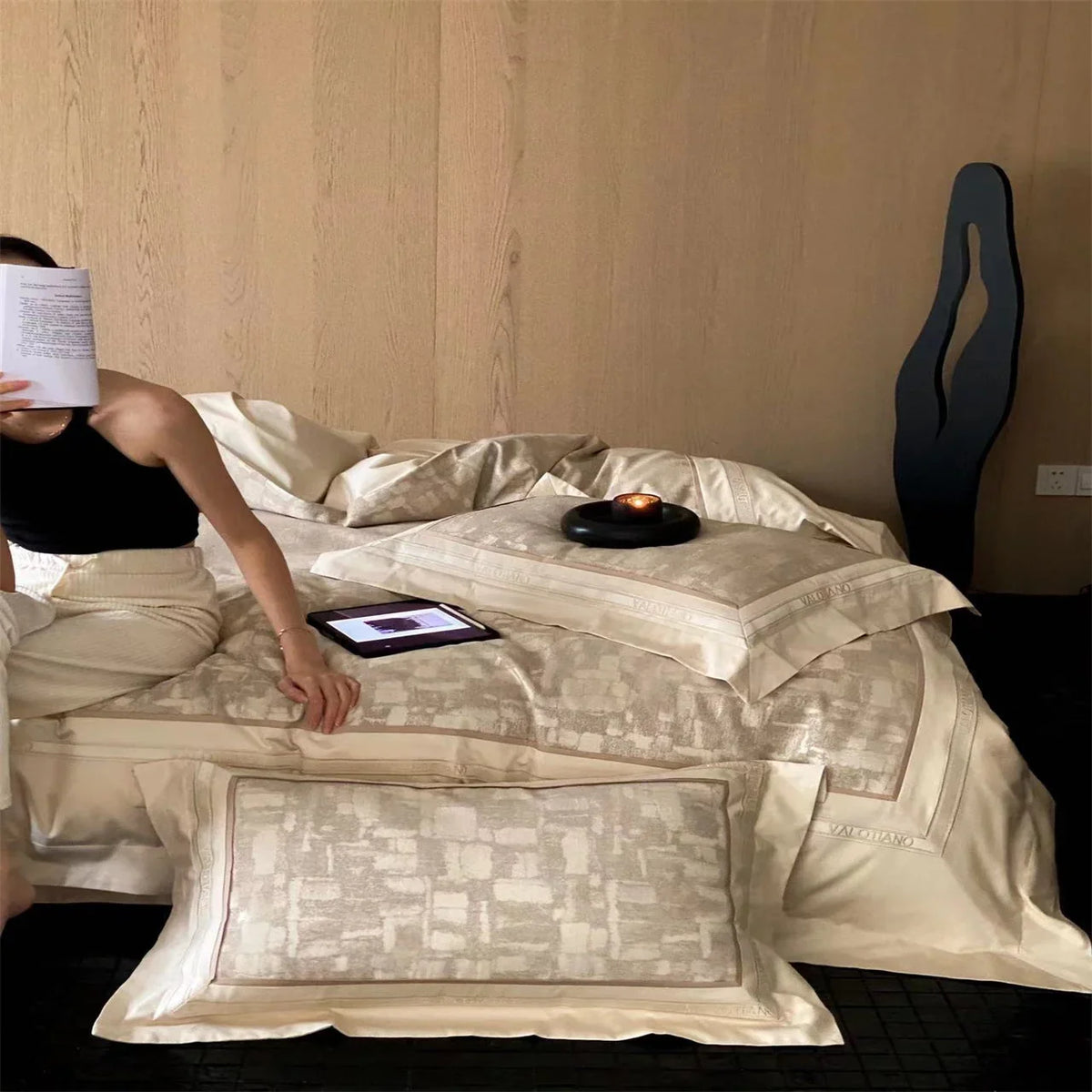 Duvet Cover Set 100% Cotton Satin Jacquard Reinforced Edges