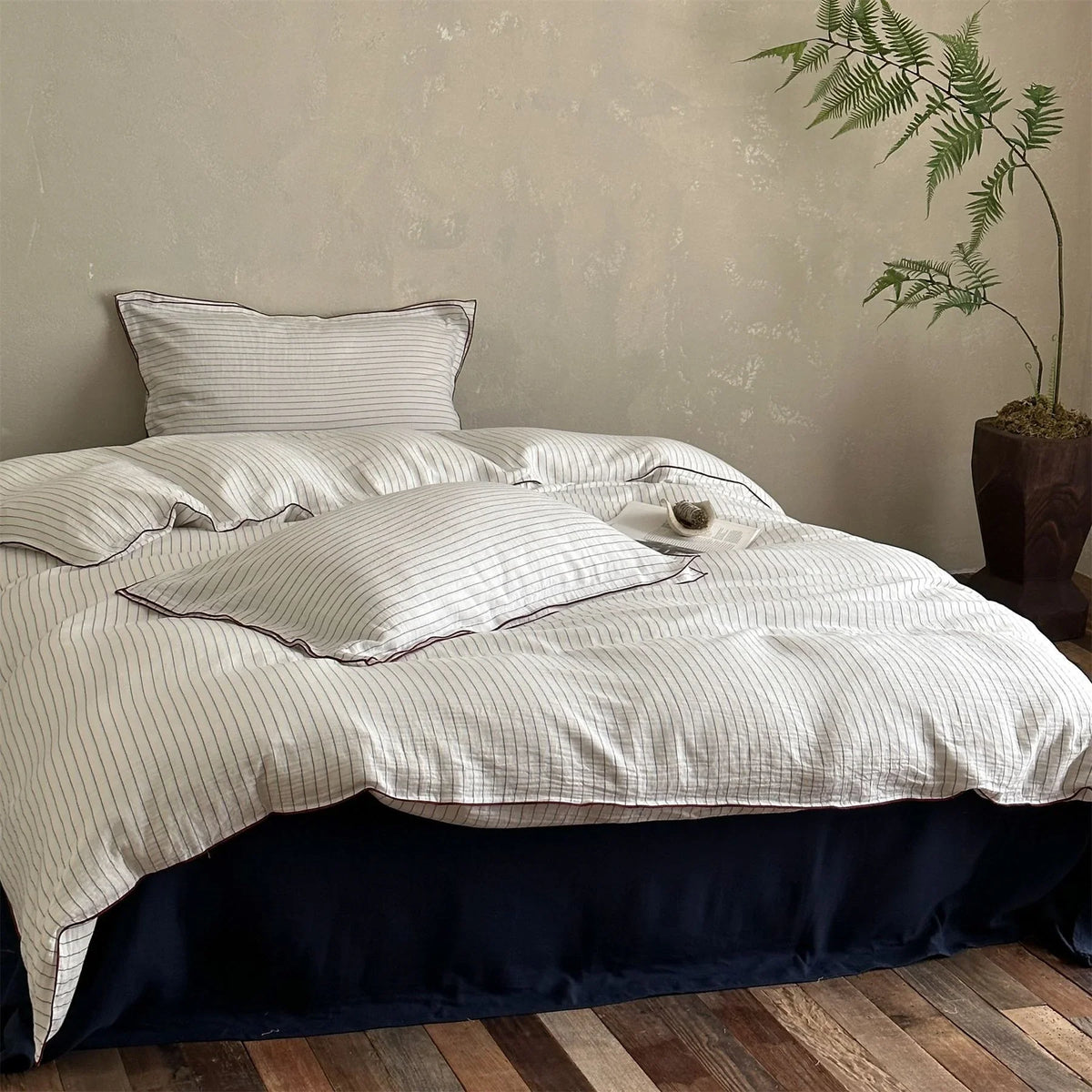 Duvet Cover Set Breathable Cotton Fine Stripes & Contrast Piping