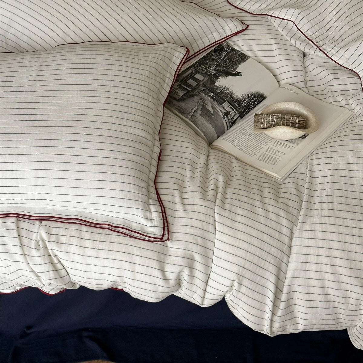 Duvet Cover Set Breathable Cotton Fine Stripes & Contrast Piping