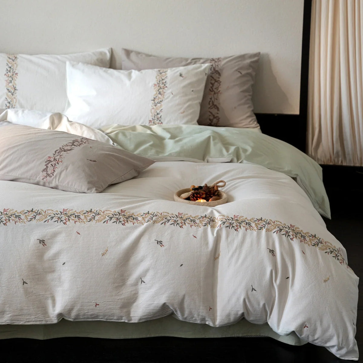 Duvet Cover Set Breathable Cotton Percale Embroidered Border