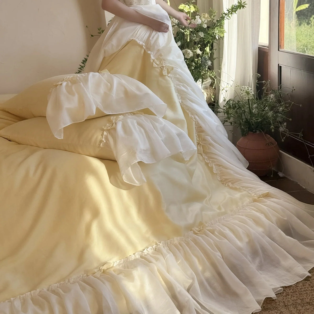 Duvet Cover Set Cotton-Blend Ruffled Bed Skirt Bow Appliques