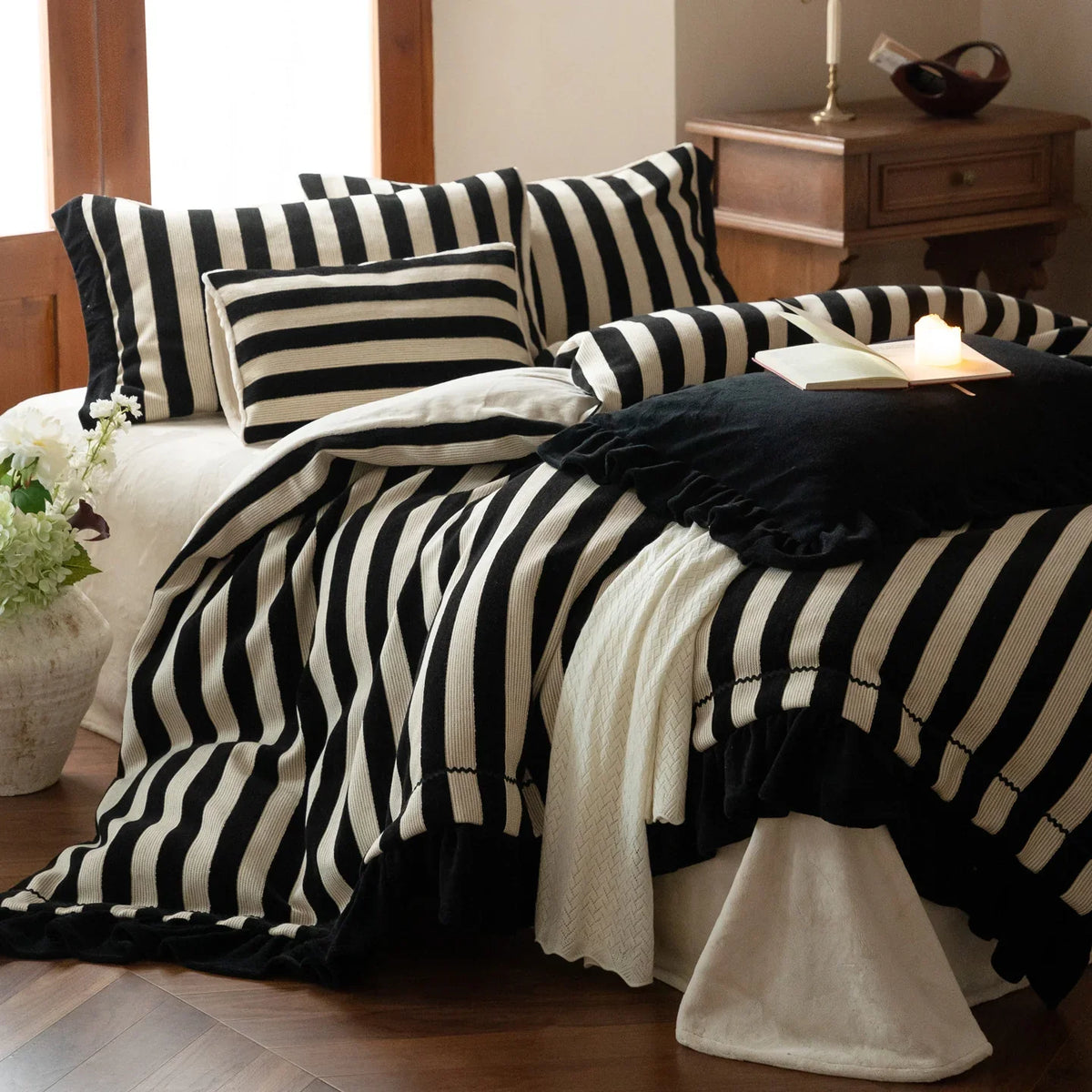 Duvet Cover Set Cotton-Linen Blend Striped Ruffle 4-Piece