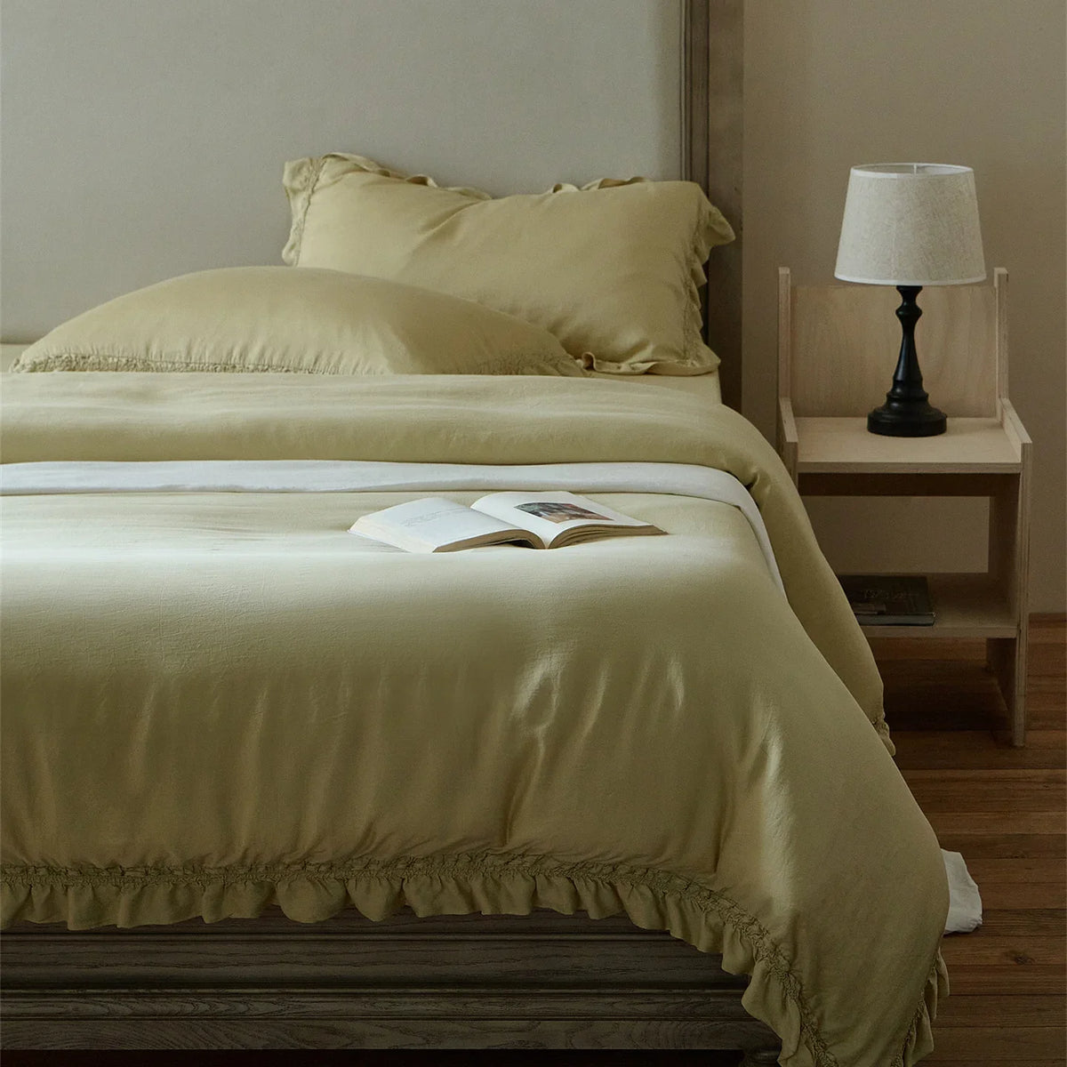 Duvet Cover Set Cotton Percale Ruffle Edge & Reinforced Corners