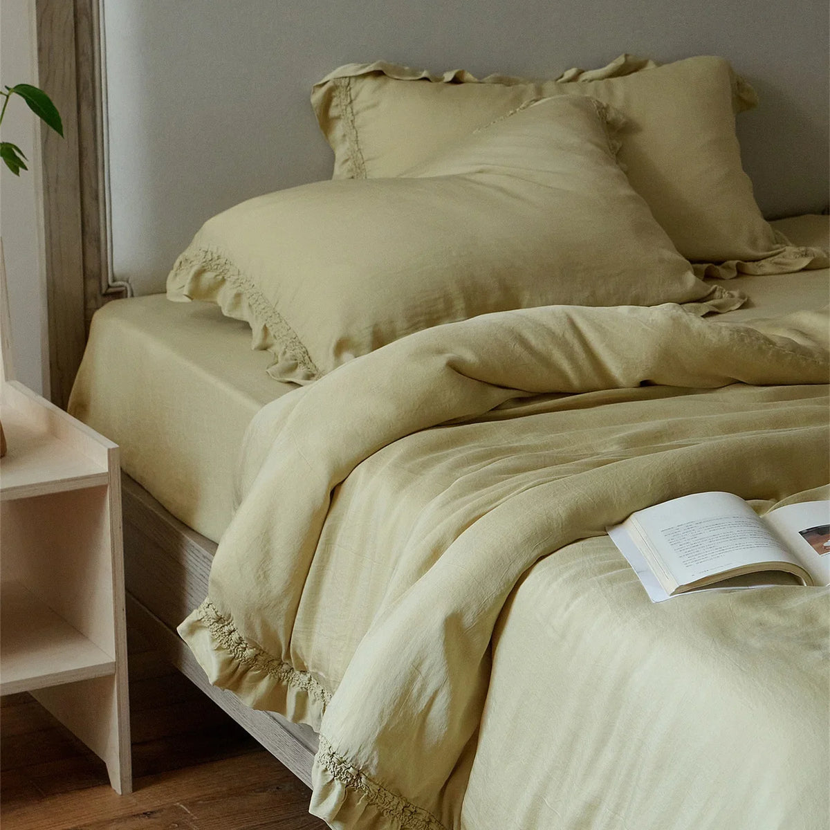 Duvet Cover Set Cotton Percale Ruffle Edge & Reinforced Corners