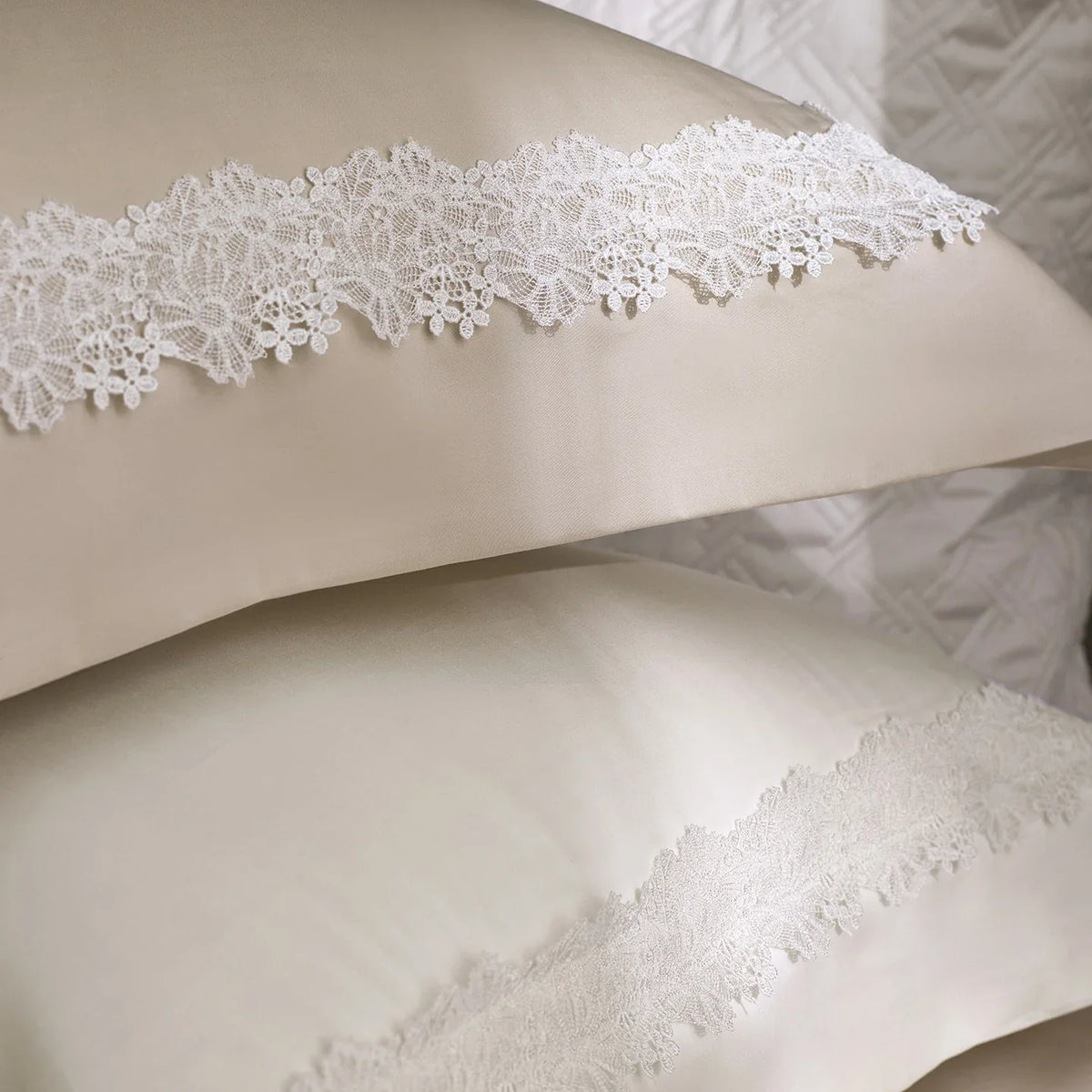 Duvet Cover Set Cotton Satin Temperature Regulating Lace Trim