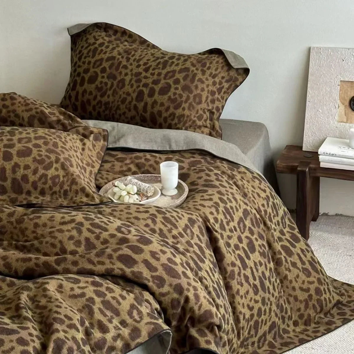 Duvet Cover Set Reversible Leopard Print Cotton Satin