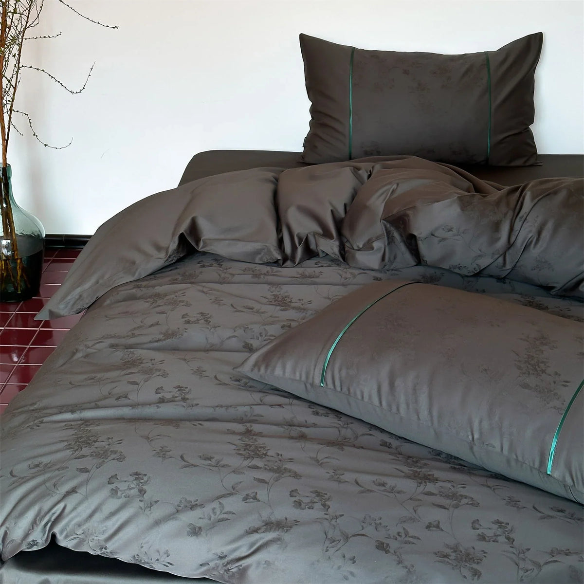 Duvet Cover Set Satin Floral Jacquard 4-Piece