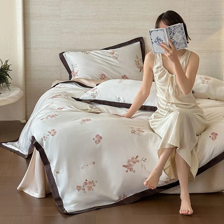 Duvet Cover Set Silky Satin Embroidered Four-Piece