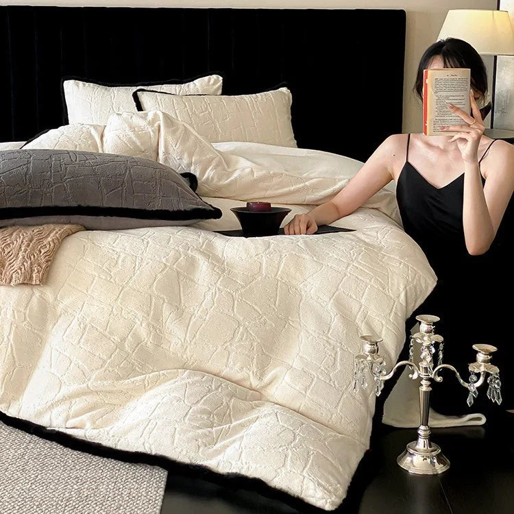 Duvet Cover Set Textured Jacquard Contrast Piping & Discreet Zipper