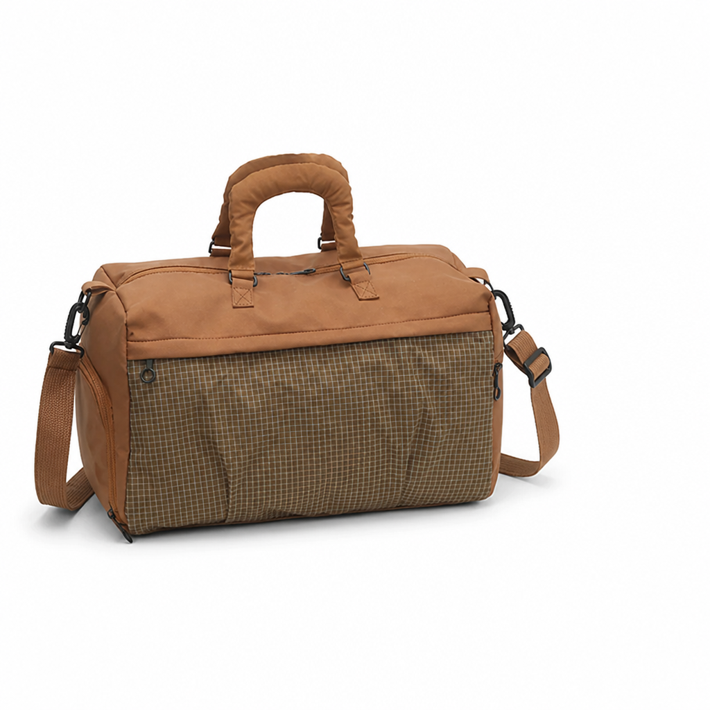 Expandable Weather-Resistant Duffel Bag (Shoe Compartment)