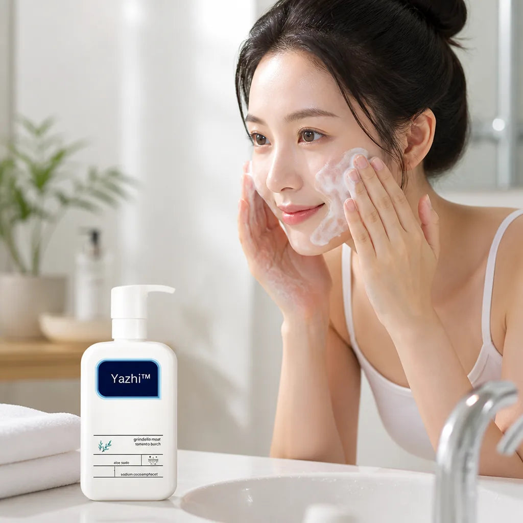 Facial Cleanser Whitening & Moisturizing Travel Size