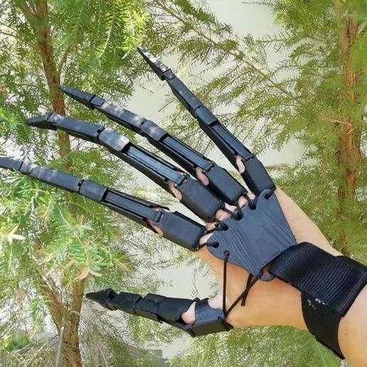 Finger Extensions Articulated Adjustable Elastic Wrist Strap