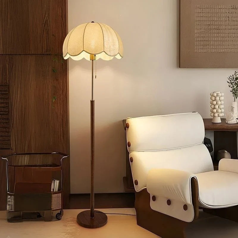 Floor Lamp Scalloped Shade Adjustable Height Tri-Color Light