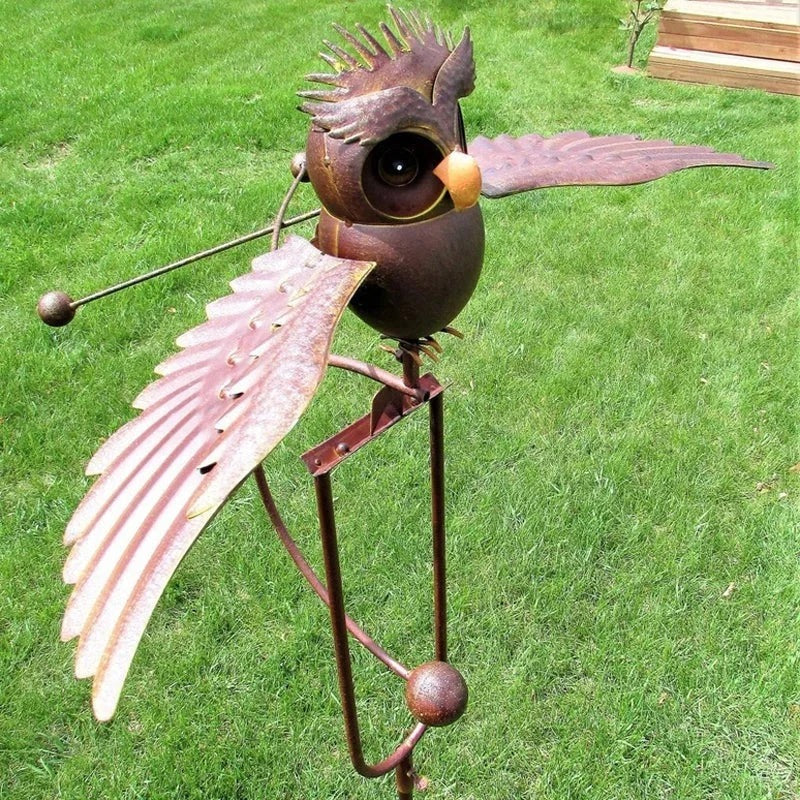 Garden Bird Sculpture Lifelike Flapping Wings & Powder-Coated Metal