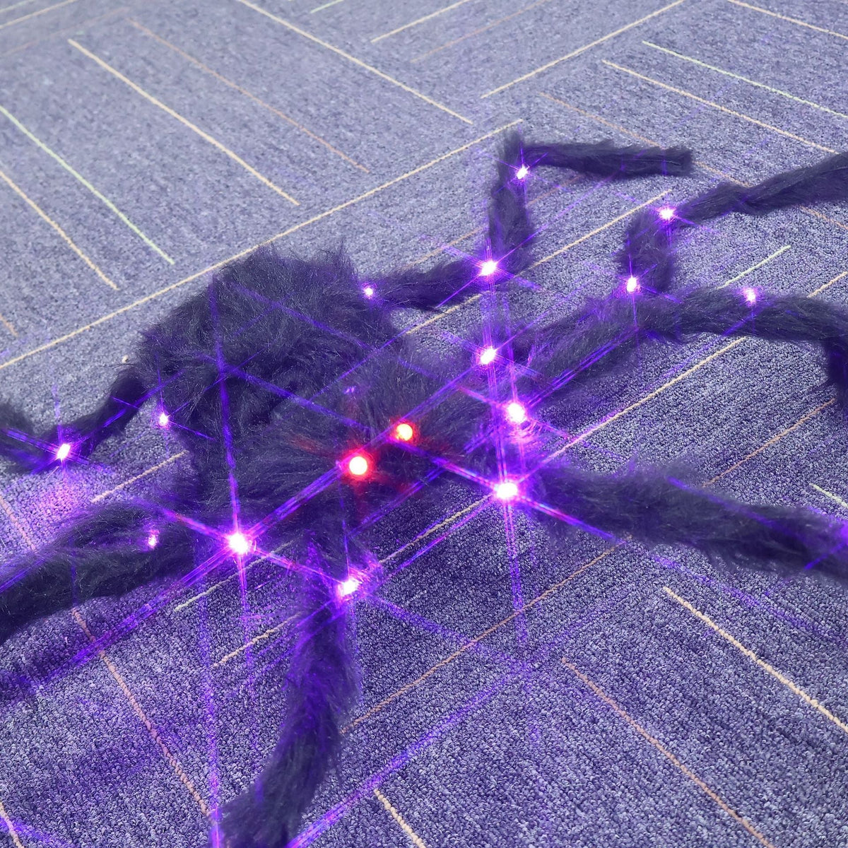 Halloween Spider Decoration Color-Changing LED Lifelike Design