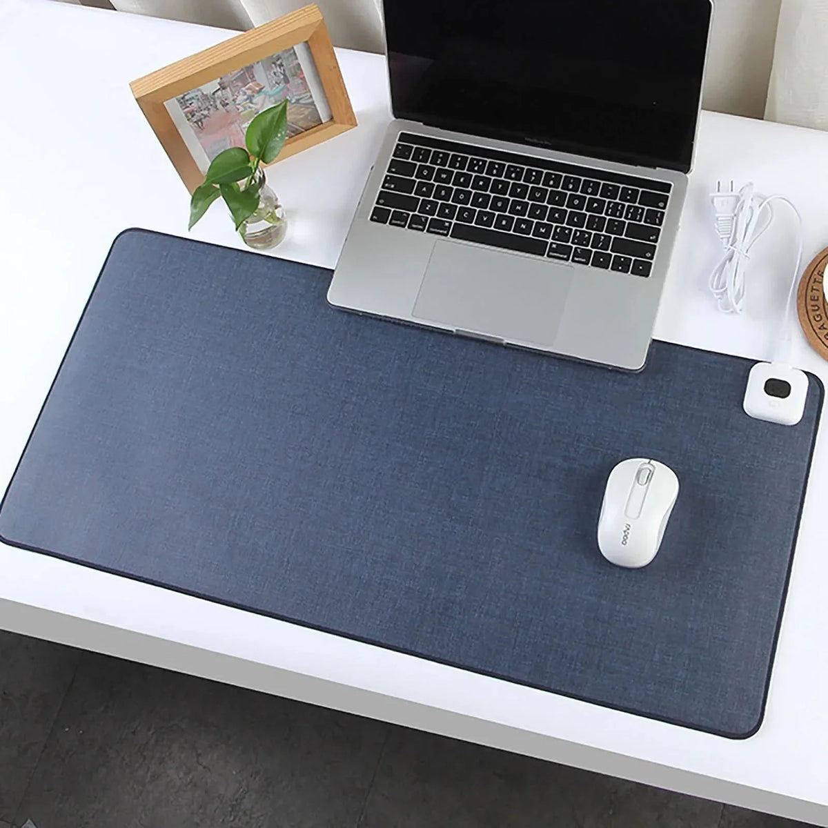 Heated Desk Mat Adjustable Temperature Linen-Textured Mouse Pad